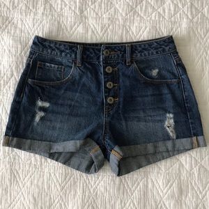 NEVER WORN jean shorts